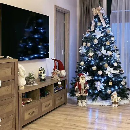 The Sunflower Hideout *