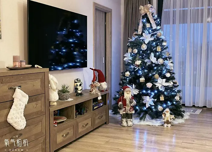 The Sunflower Hideout *